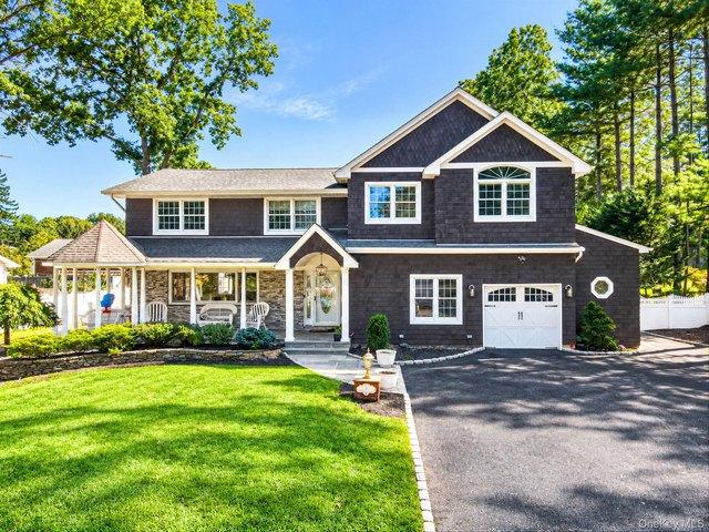 House for sale in Nesconset, Town of Smithtown