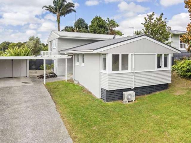 House for sale in Waiuku