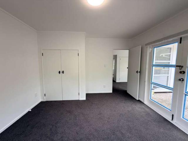 House for rent in Beach Haven, Kaipātiki