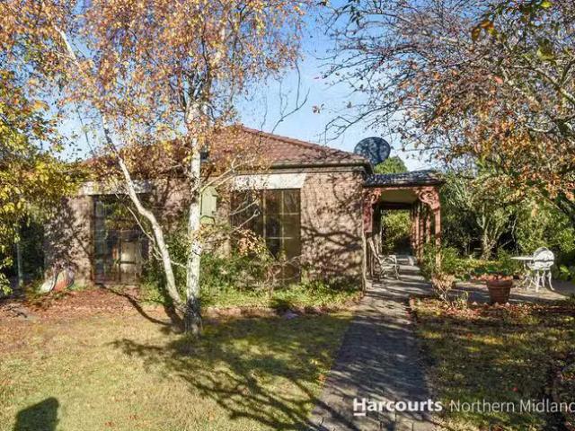 House for rent in Brisbane Grove, New South Wales