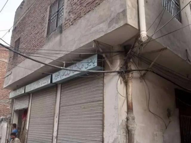 Commercial for sale in لاہور, لاہور ڈویژن