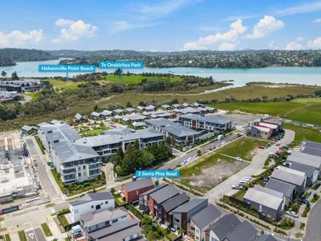 Townhouse for sale in Paremoremo