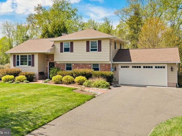 House for sale in Pennington, New Jersey