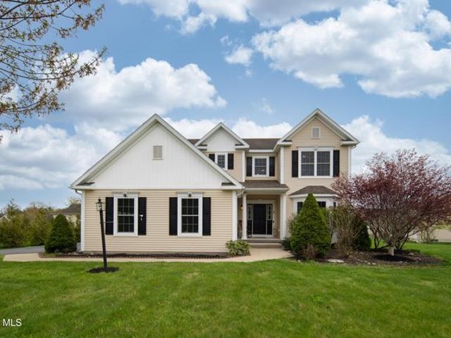 House for sale in Saratoga, New York