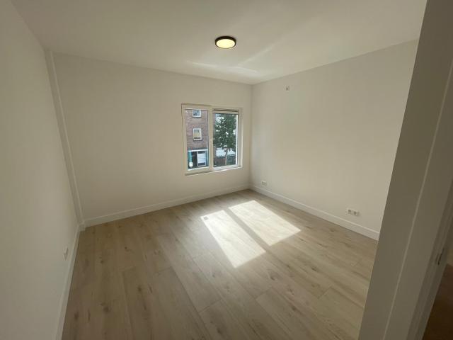 Appartement te huur in Alphen Aan Den Rijn, Zuid Holland