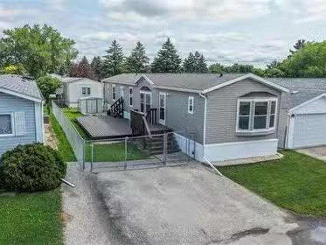 House for sale in East St. Paul, Manitoba