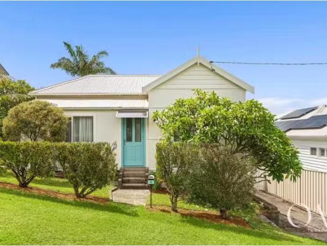 House for rent in Wollongong West, New South Wales
