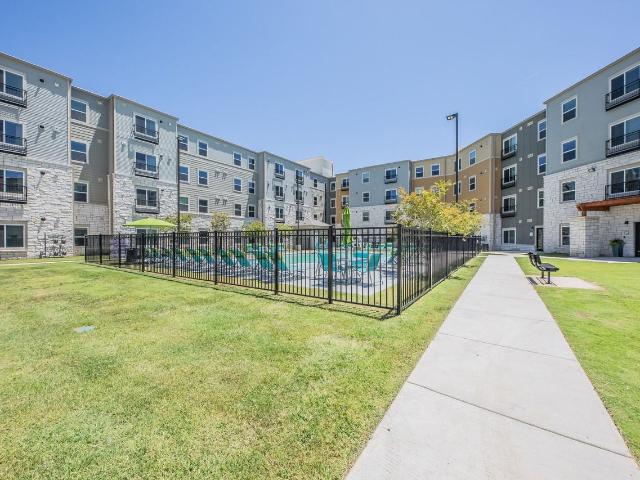 Apartment for rent in Freeway East, Balch Springs