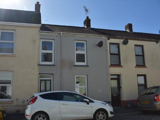 House for rent in Johnstown, Carmarthen