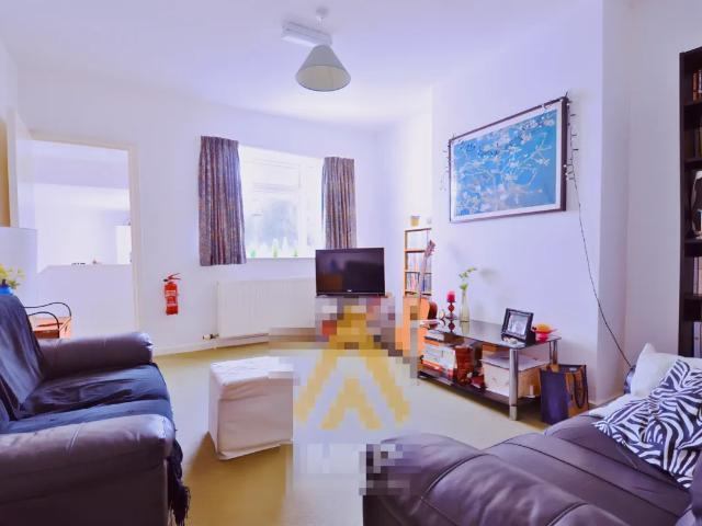 Studio for rent in Metchley, Birmingham