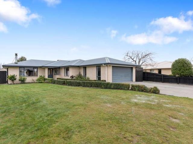 House for sale in Charing Cross, Canterbury