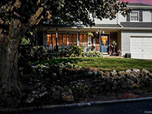 House for sale in Huntington, New York