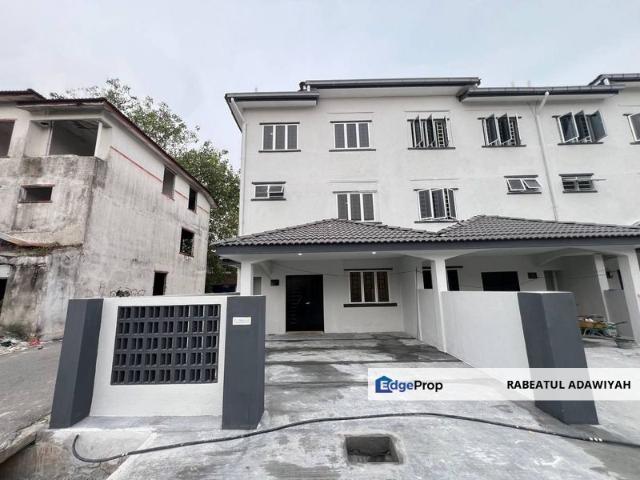 House for sale in Sendayan Village, Negeri Sembilan