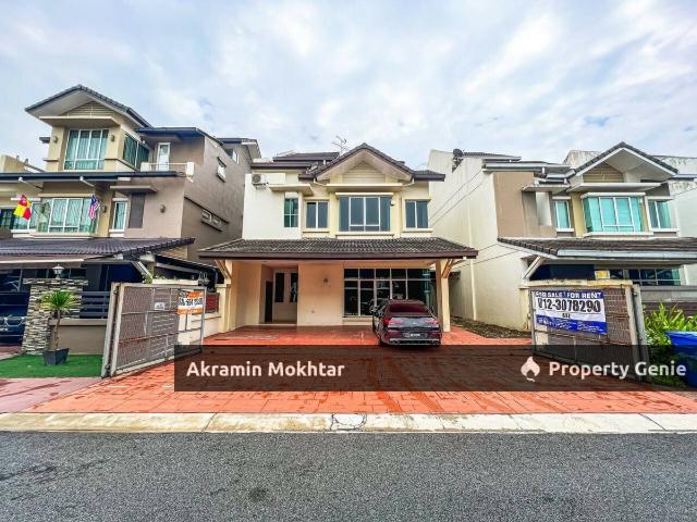 Bungalow for sale in Seksyen 33, Shah Alam