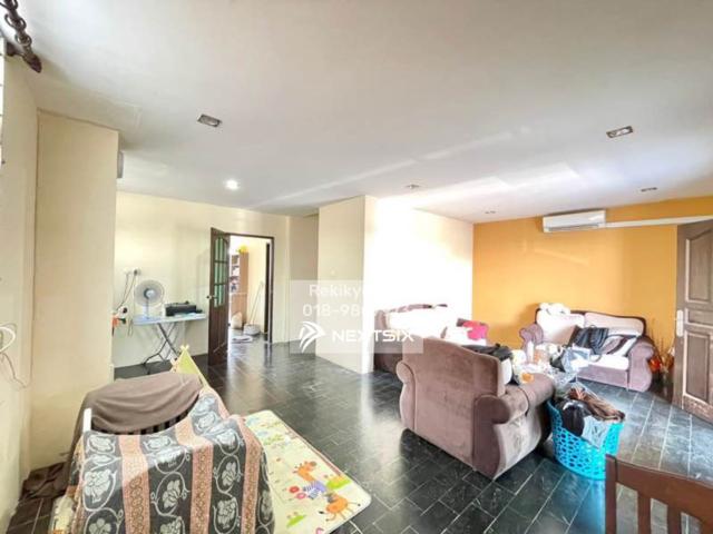 Residential House for sale in Petaling, Subang Jaya