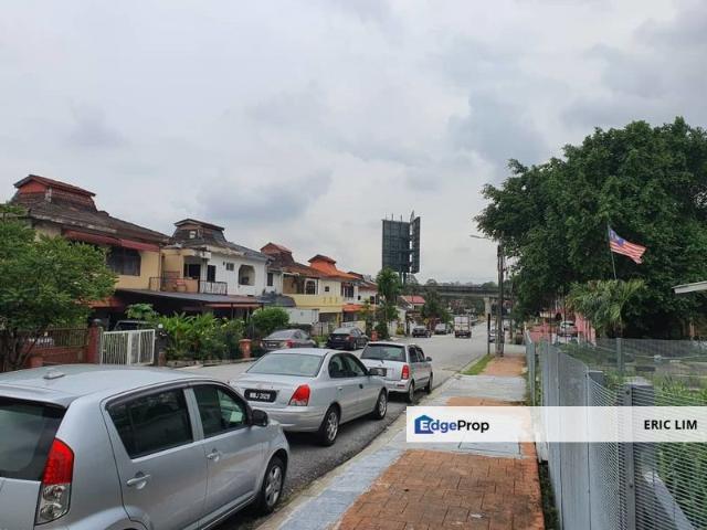 Shop for sale in Petaling, Damansara Damai
