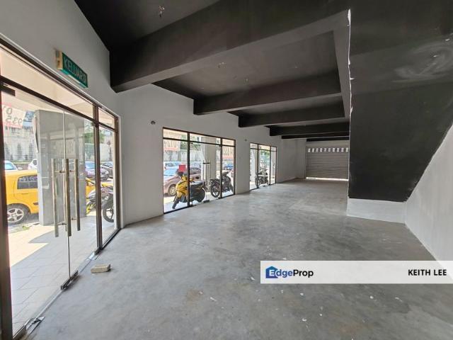 Shop for rent in Kajang, Langat