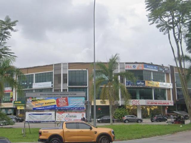 Shop for rent in Bukit Ledang, Johor