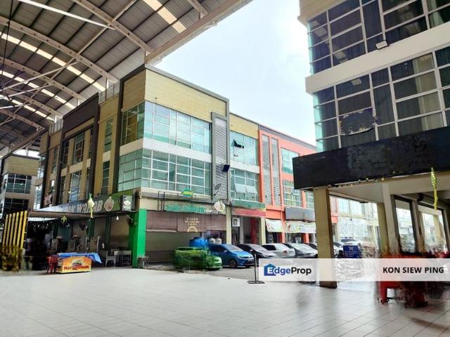 Shop for sale in Kuching