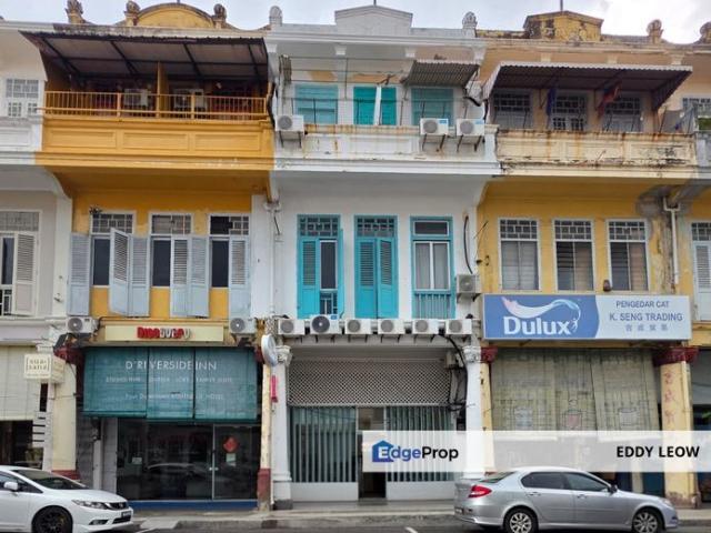 Shop for rent in Malaka