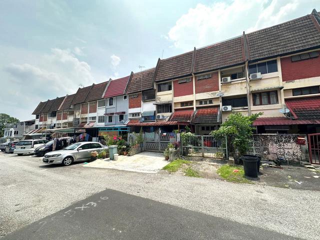 Terraced House for sale in Country Heights Damansara, Kuala Lumpur