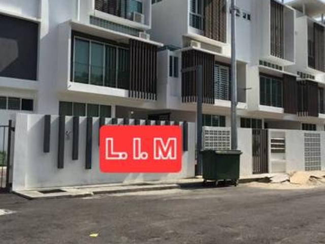 Terraced House for sale in Georgetown, Penang