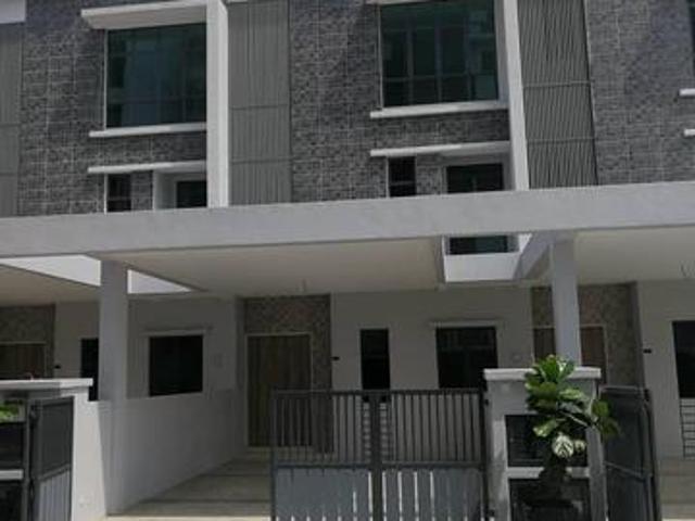 Terraced House for sale in Wellesley, Penang