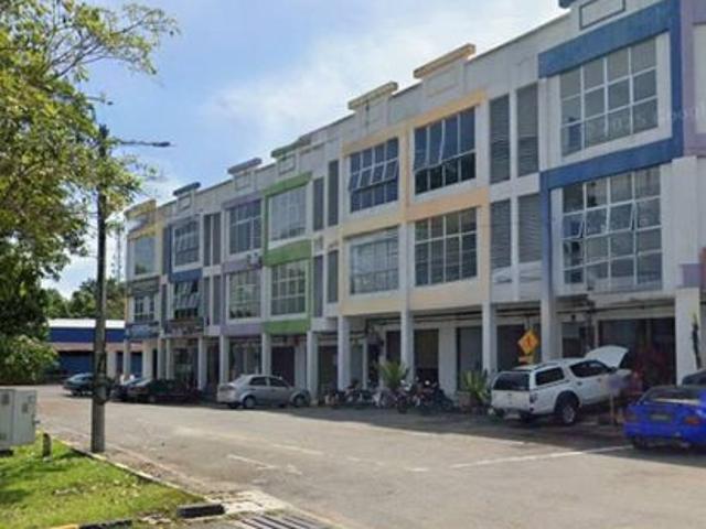 Shop for sale in Perak