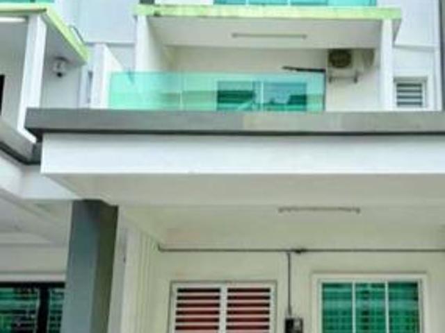 Terraced House for sale in Wellesley, Penang