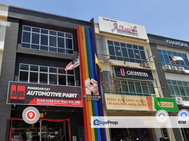 Shop for sale in Petaling, Alam Impian