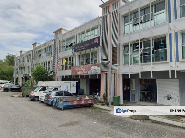 Shop for sale in Petaling, Alam Impian