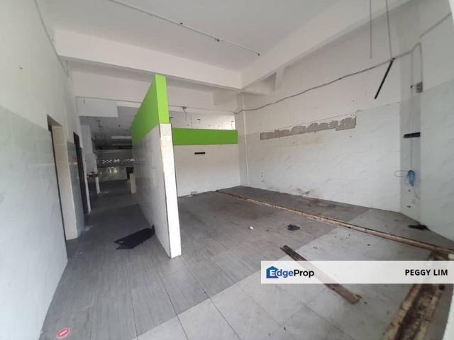Shop for rent in Petaling, Alam Impian