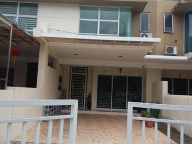 Terraced House for rent in Mukim 13, Georgetown