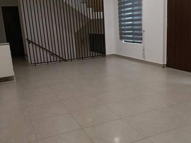 Terraced House for rent in Tanjong Sepat, Selangor