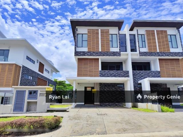 Residential House for rent in Petaling, Alam Impian