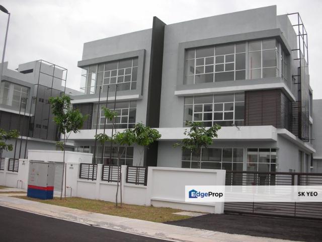 Warehouse for sale in Petaling, Alam Impian