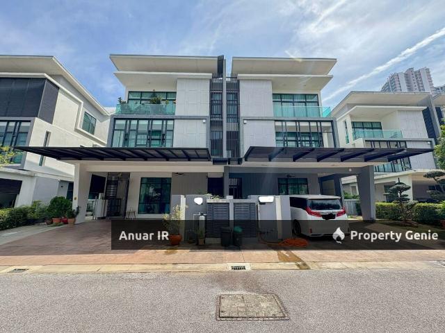 Residential House for sale in Petaling, Subang Jaya