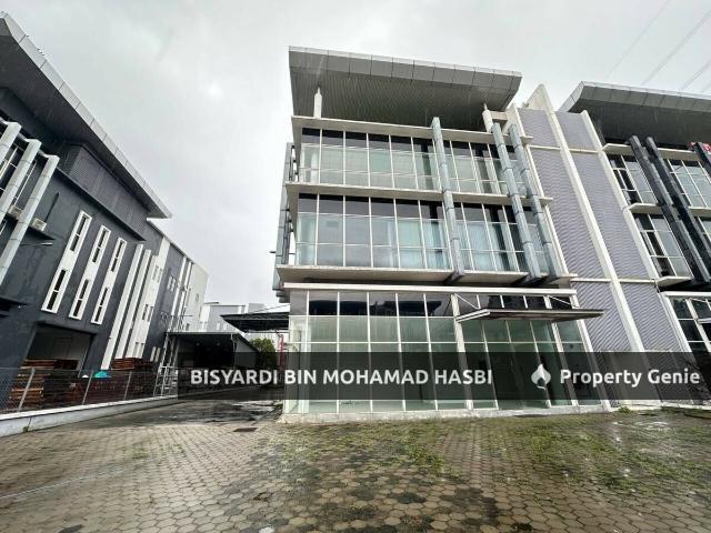 Warehouse for sale in Petaling, Alam Impian
