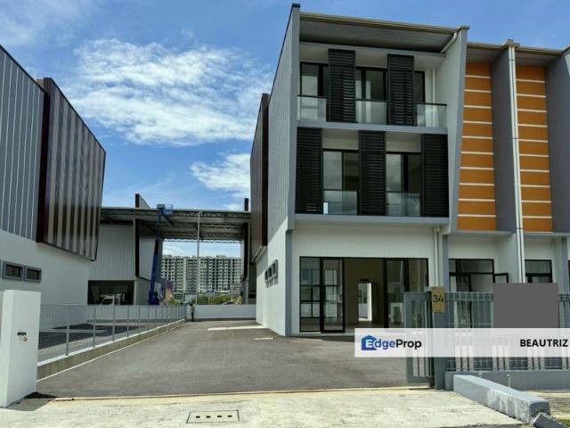 Warehouse for sale in Kuching