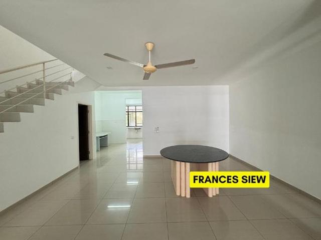 Terraced House for rent in Georgetown, Penang