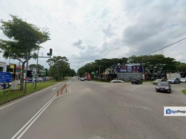 Shop for sale in Malaka