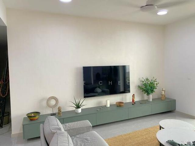Shop for rent in Bukit Ledang, Johor