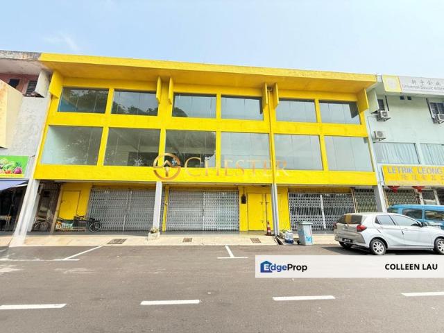 Shop for sale in Batu Pahat, Johor