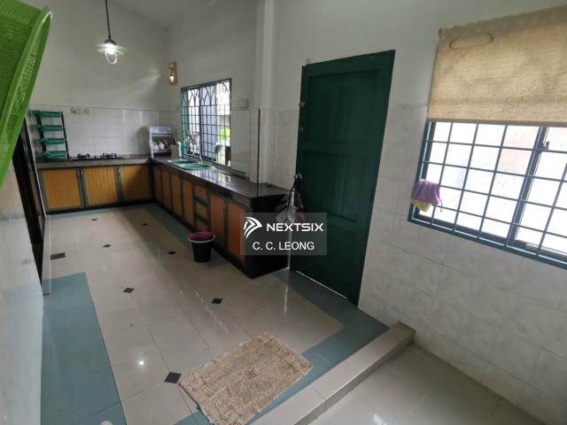 Shop for sale in Bukit Ledang, Johor