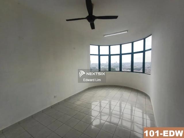 Shop for sale in Johor