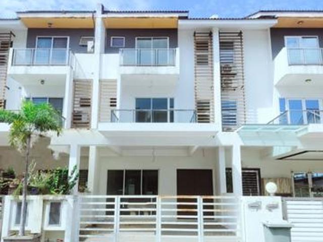 Terraced House for sale in Wellesley, Penang