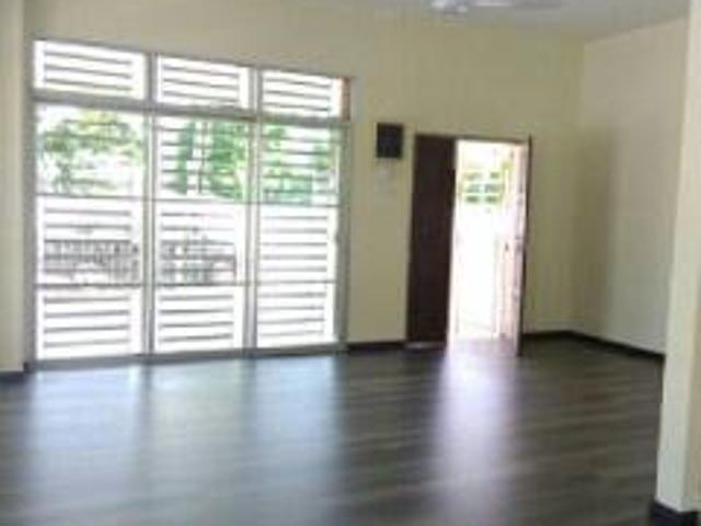 Terraced House for sale in Wellesley, Penang
