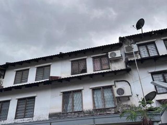Terraced House for sale in Country Heights Damansara, Kuala Lumpur