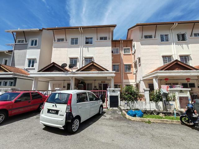 Terraced House for sale in Kelang, Selangor