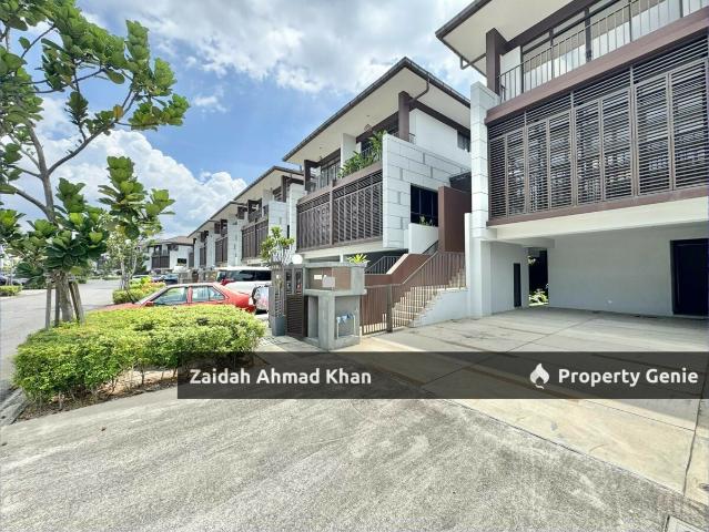 Terraced House for sale in Tanjong Sepat, Selangor